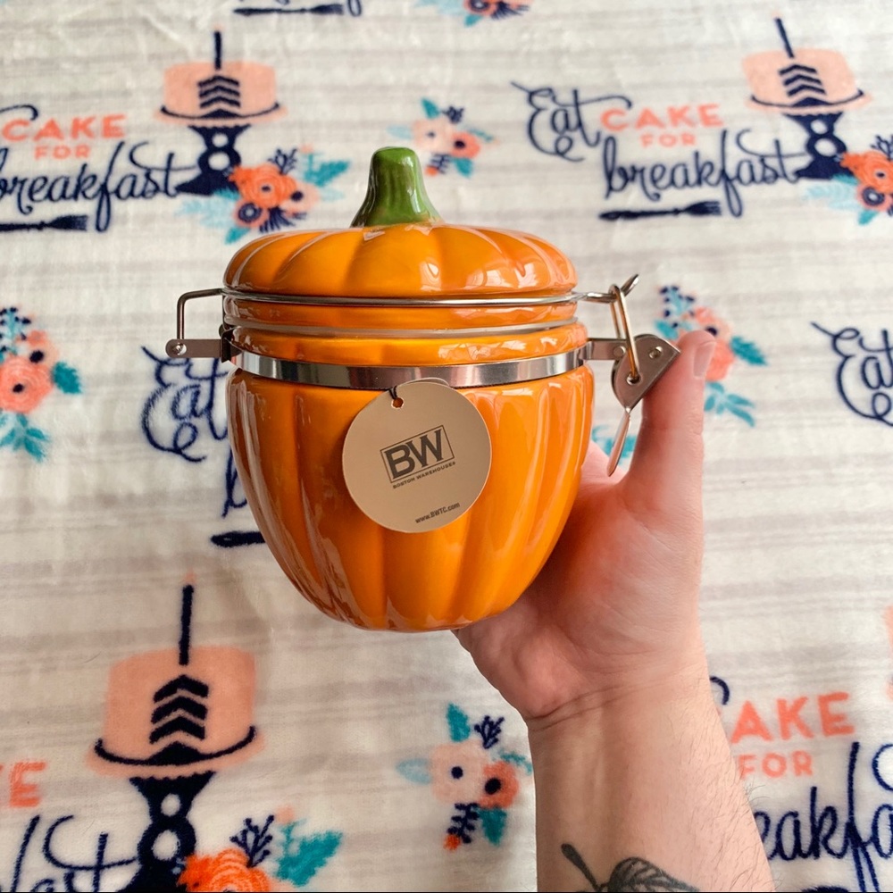 LAST 1! 🎃 Orange Pumpkin Kitchen Canister 🎃 - Picture 10 of 10
